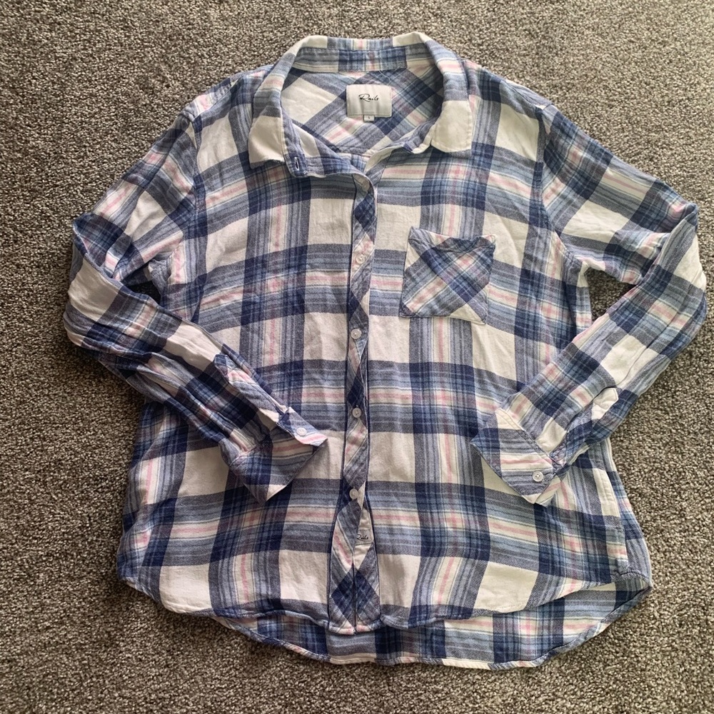 Rails Hunter Plaid Button Down Size Large - image 1